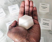 Load image into Gallery viewer, 1oz Wax Melts, Choose your scent, Hand Poured in Kansas, Soy Wax Blend, Housewarming Gift, Wickless Candle, Wholesale